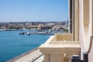 Grand Hotel Des Etrangers - The Sum Up