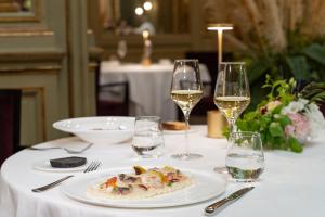 Grand Hotel Et Des Palmes - Booking and Contact Details