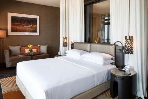 Grand Hyatt Abu Dhabi Hotel & Residences Emirates Pearl - Policies and Additional Information