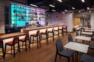 Hampton Inn by Hilton New York Times Square - Dining and Breakfast