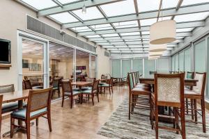 Hampton Inn Manhattan Grand Central - Frequently Asked Questions