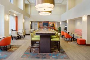 Hampton Inn & Suites Lancaster - Booking and Policies