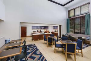 Hampton Inn & Suites West Sacramento - Location and Accessibility