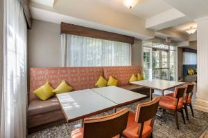 Hampton Inn Ukiah - Frequently Asked Questions