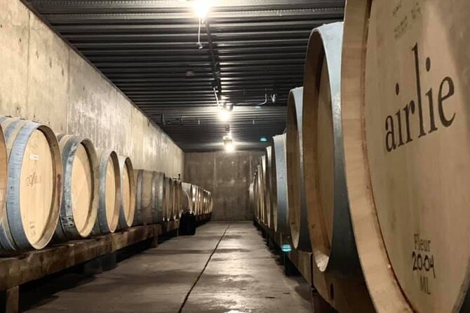 Heart of Willamette Winery Pass : Wine Tastings and Discounts - Operating Hours and Accessibility