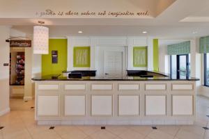 Hilton Garden Inn Sacramento Elk Grove - Frequently Asked Questions