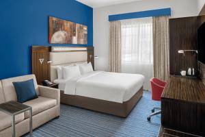 Holiday Inn Express Dubai Safa Park, an IHG Hotel - Questions About Your Stay