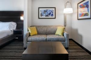 Holiday Inn Express Hotel & Suites Livermore, an IHG Hotel - Livermore Exploration