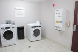 Holiday Inn Express Hotel & Suites Napa Valley-American Canyon, an IHG Hotel - Frequently Asked Questions