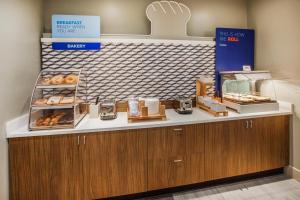 Holiday Inn Express & Suites Gulf Breeze - Pensacola Area, an IHG Hotel - Nearby Attractions
