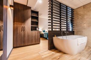 Hotel Hoogeveen - Policies and Accessibility
