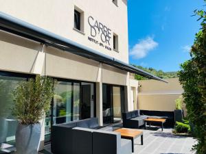 Hotel Nautical Center - Policies and Accessibility