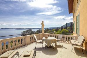 Hotel Villa Del Sogno - Location and Directions