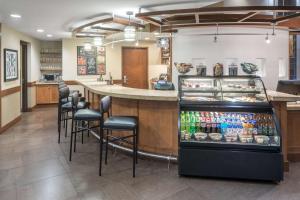 Hyatt Place Jacksonville Airport - Local Attractions and Activities