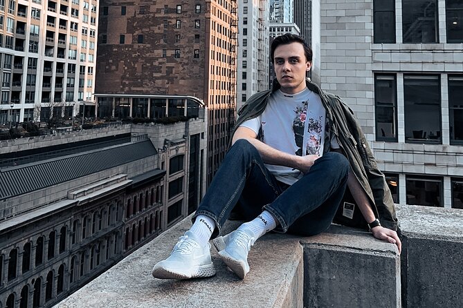 Insta Walk and Polaroid Photoshoot in Chicago - Tips for the Perfect Photoshoot