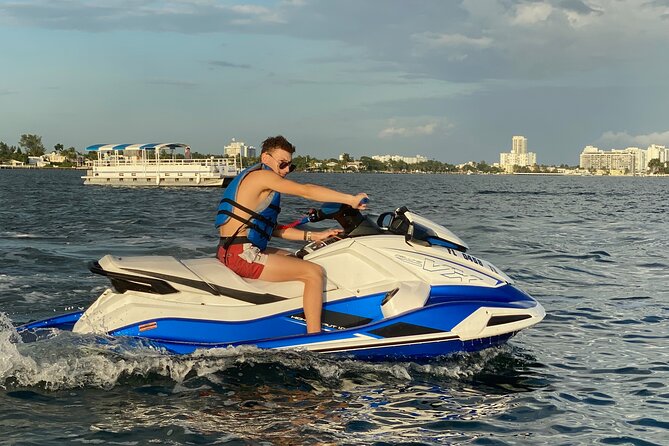 Jet Ski With Pontoon Ride at Downtown Miami - 2 Hours - What to Expect