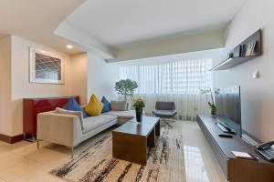Jumeirah Living World Trade Centre Dubai - Multilingual Support