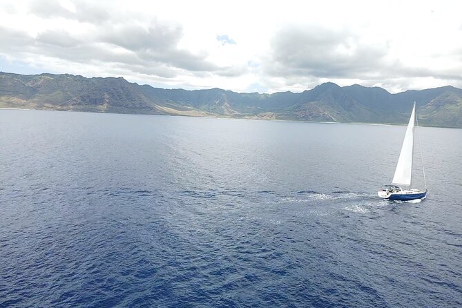Kanoa Yacht Charter: 2-Hour Sail off Waikiki - What to Expect on Your Sail