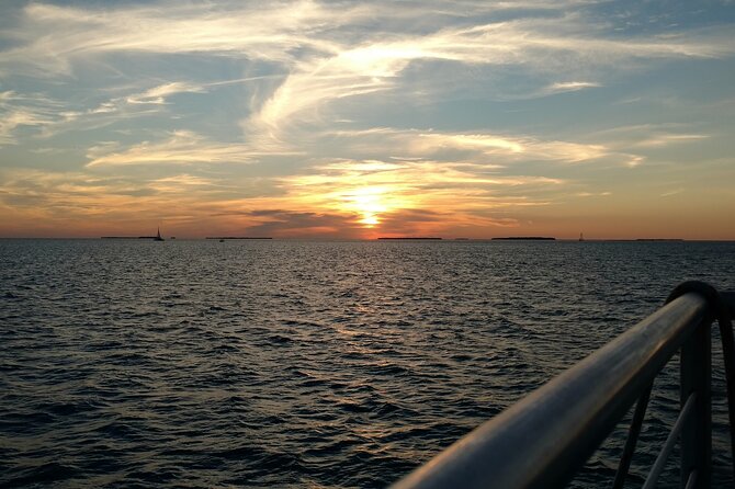 Key West: Smathers Beach & Activities With a Sunset Catamaran & Open Bar - Meeting and Pickup Details