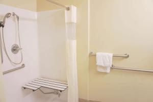 La Quinta by Wyndham Moreno Valley - COVID-19 Safety Protocols