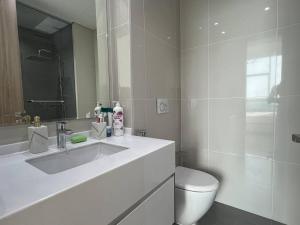 Luxury Sea Front 1 BR Apartment Swimming Pool - Beach - Gym - Questions About Your Stay