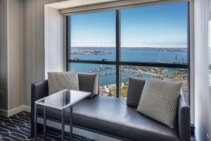 Manchester Grand Hyatt San Diego - Parking and Transportation