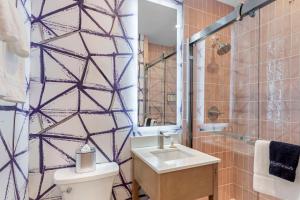 Mayfair Hotel, Ascend Hotel Collection - Frequently Asked Questions