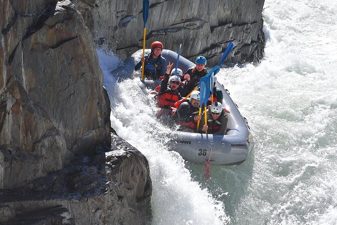 Middle Fork American River Whitewater Rafting Trip (Class 3-4) - Safety Measures and Guidelines