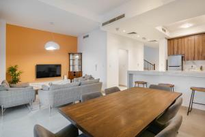 Modern Spacious 3Br Beach Villa - Guest Reviews and Experiences