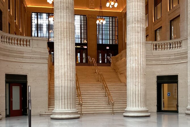 Movie Tour Through Chicagos Union Station - Booking and Reservation Details