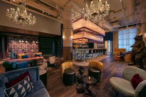 Moxy NYC Lower East Side - Nearby Attractions and Landmarks