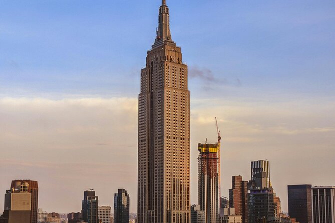 New York: Times Square Evening Walking Tour With Hot Dog - Planning Your Evening in Times Square