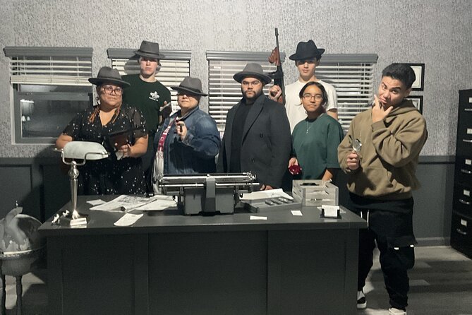 Noir Escape Room in Alaska - Teamwork and Collaboration