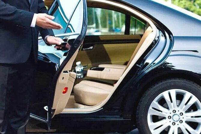 One Way Private Transfer From Nashville to Nashville Airport - The Sum Up
