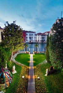 Palazzo Venart Luxury Hotel - Special Features