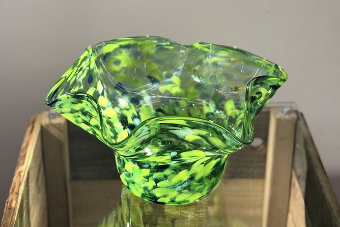 Private Three Piece Glassblowing Lesson for up to 6 People - Cancellation Policy and Booking Information