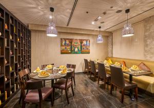 Ramada Hotel, Suites and Apartments by Wyndham Dubai JBR - Questions About Your Stay