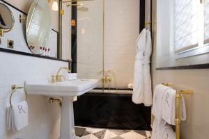 Relais Christine - Frequently Asked Questions