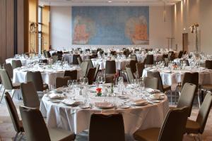 Renaissance Aix-en-Provence Hotel - Special Features