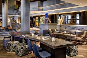 Renaissance Los Angeles Airport Hotel - Policies and Regulations