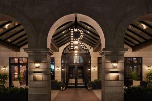 Renaissance New York Chelsea Hotel - Frequently Asked Questions
