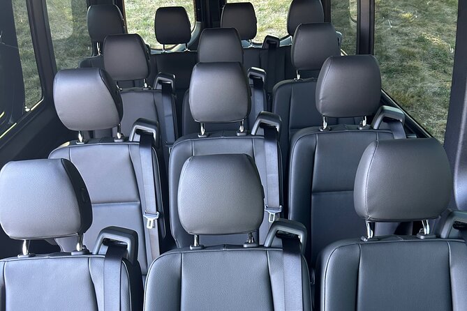 Round Trip to Jack Daniel With Best Nashville Limo Service. - Booking Your Round Trip Made Easy