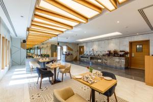 S19 Hotel-Al Jaddaf Metro Station - Health and Safety