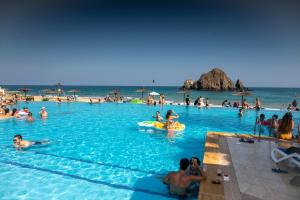 Sandy Beach Hotel & Resort - Booking and Policies