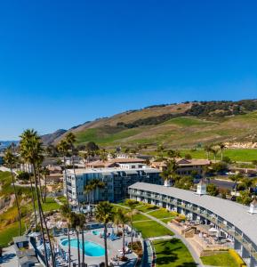 SeaCrest Oceanfront Hotel - Policies and Information