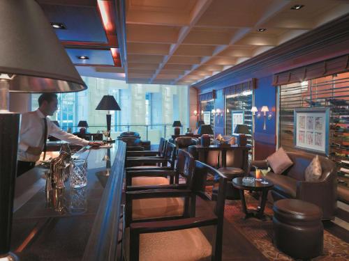 Shangri-La Dubai - Booking Information
