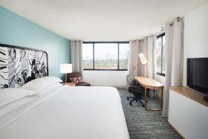 Sheraton Miami Airport Hotel and Executive Meeting Center - Frequently Asked Questions