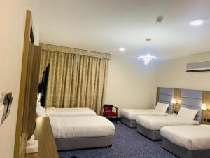 Silver Sand Hotel - Check-in and Check-out