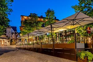 Snowflake Relais & SPA - Nearby Attractions