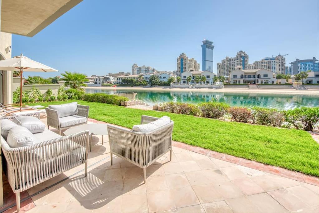 SOL Living – Chic 5BR Garden Villa W/Pool & Beach in Palm Jumeirah Review